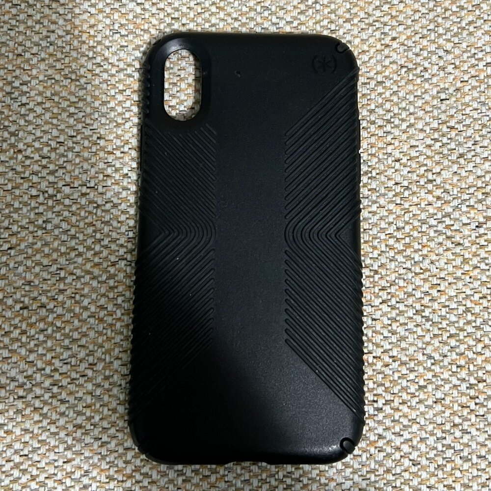 iPhone XR Speck case